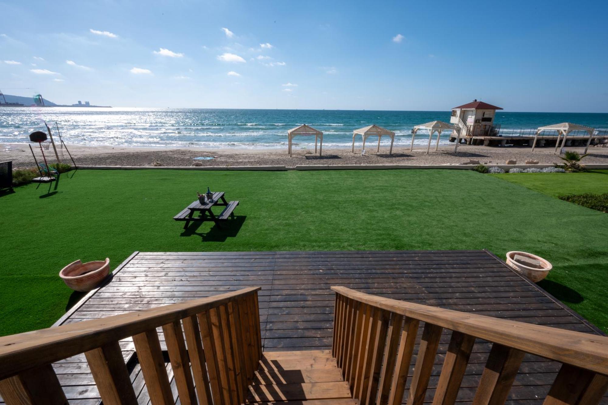 חיפה מבנים בים 77 Suites At Sea מראה חיצוני תמונה